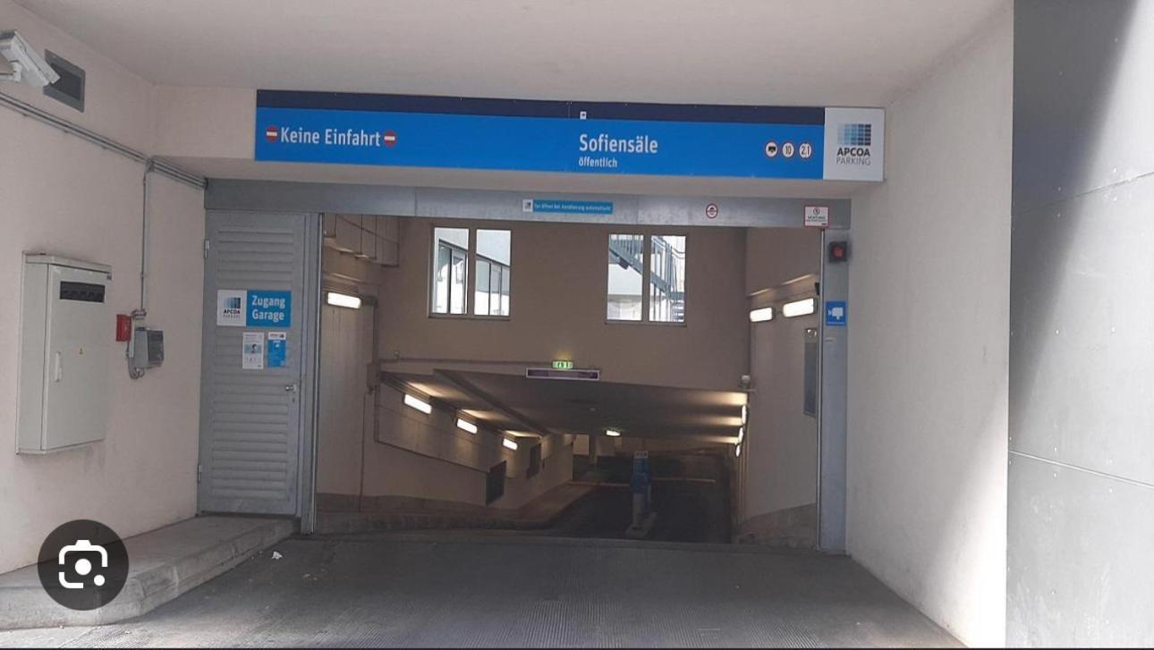 Klimatisierter Wiener Altbauflair Im Zentrum Wiens Luaran gambar