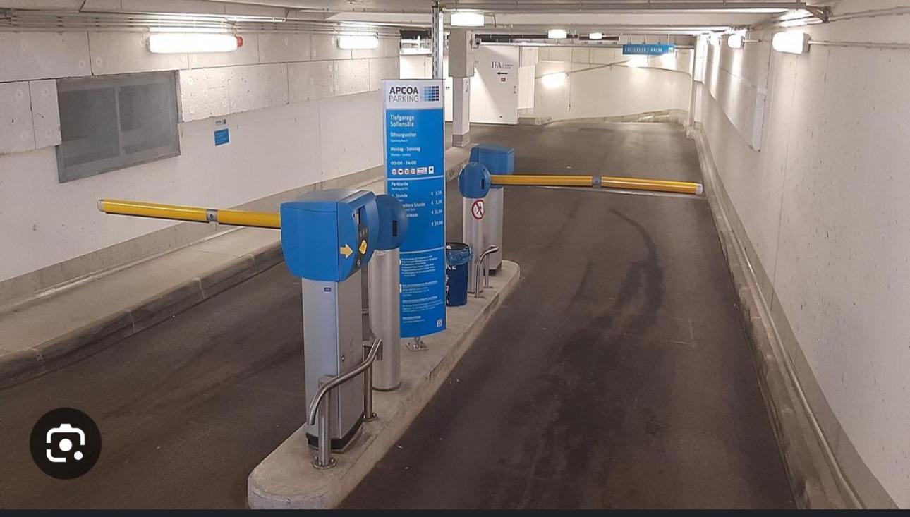Klimatisierter Wiener Altbauflair Im Zentrum Wiens Luaran gambar