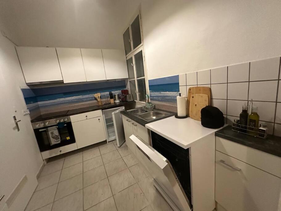 Klimatisierter Wiener Altbauflair Im Zentrum Wiens Luaran gambar
